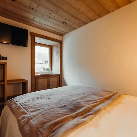 아파트 Les Cimes Des Simond Furnished Studio *